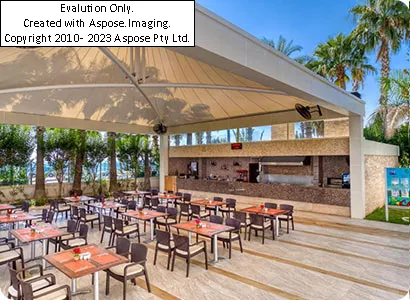 فضای باز غذاخوری