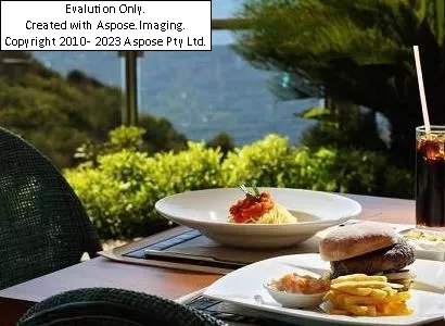 Hotelسوهان سی پورت