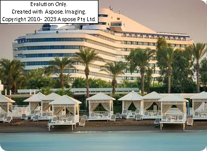 Hotelتیتانیک بیچ لارا