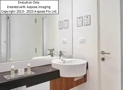 Hotelهالیدی این اکسپرس بلگراد سیتی