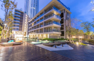 Golden Tulip Pattaya Beach Resort