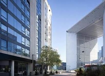 Renaissance Paris La Defense Renaissance Paris La Defense
