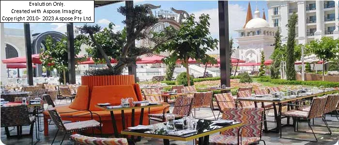 Hotel The Land Of Legends Theme Park