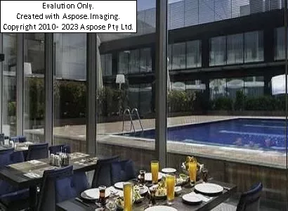 سالن صبحانه خوری هتل تایتانیک بیزینس گلدن هورن