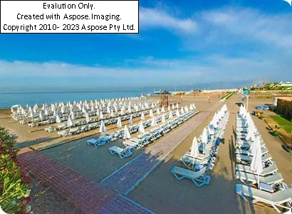 نمایی از ساحل هتل گرند پارک لارا