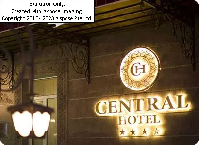 درب ورودی هتل