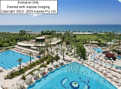 Hotelتیتانیک بیچ لارا