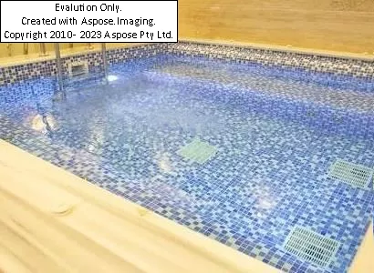 هتل Diamond باکو نمای استخر