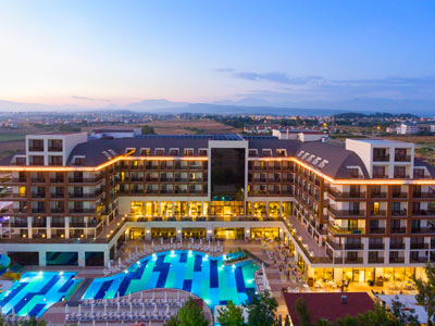 Glamour Resort And SPA