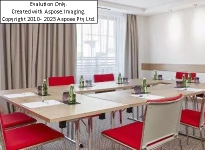 Hotelهالیدی این اکسپرس بلگراد سیتی