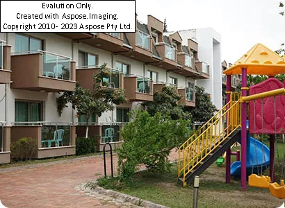 نمایی از ساختمان هتل