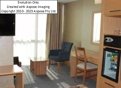 اتاق های هتل Big Box Hotel